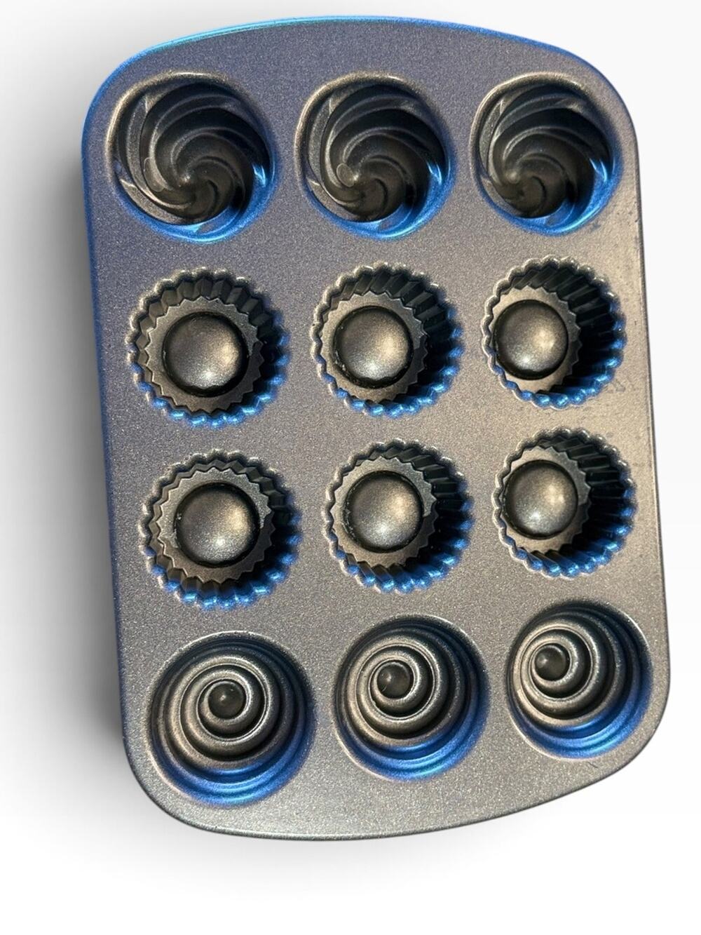 Nordic Ware  Filled Cupcake Muffin & Swirl Cupcake Pan Made in USA